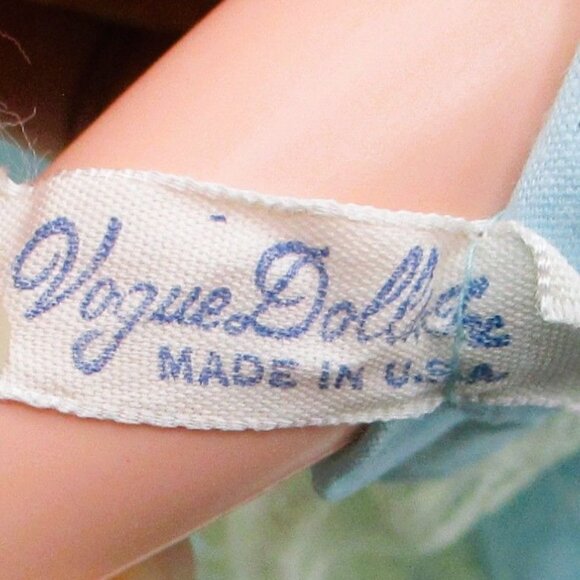 Vitg1974 Vogue Blonde Doll Real lashes Blue Dress Bonnet Sleepy Green Eyes USA - Picture 5 of 7